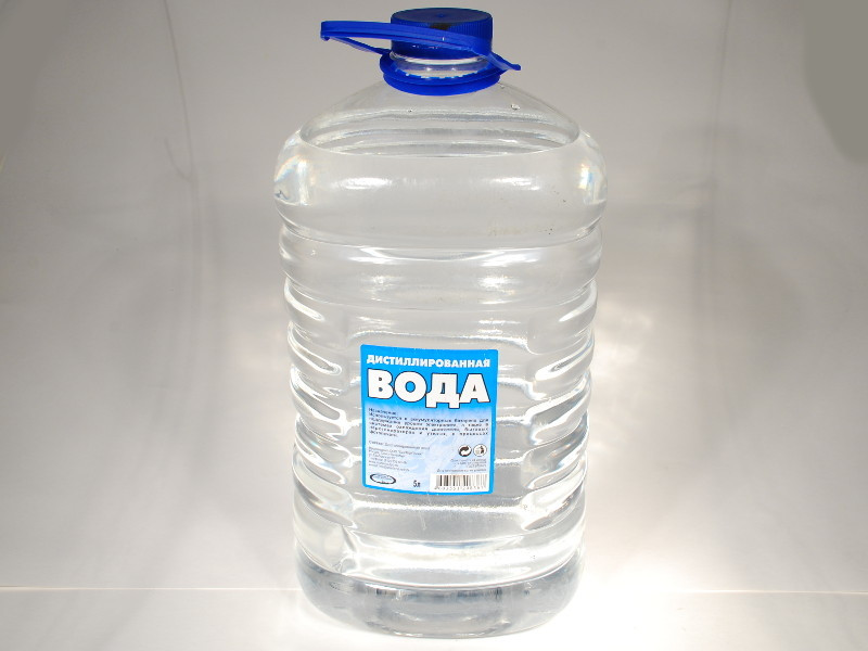 Вода за 5 рублей. Вода дистиллированная "Кинетик" (5 л). Вода дистиллированная RW-02 (4,8 кг). Вода дистиллированная Атлант 20 литров. Вода дистиллированная 1л Химлюкс 41941.